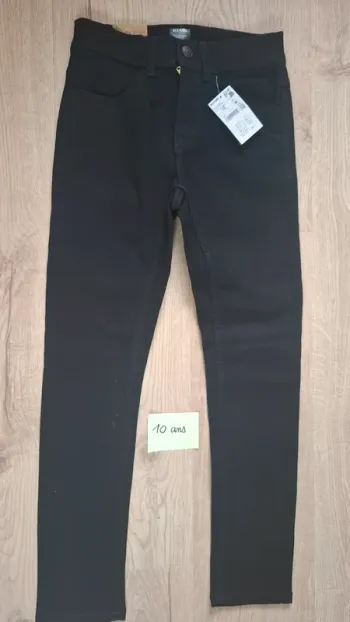 Jean Skinny Noir 10ans NEUF kiabi