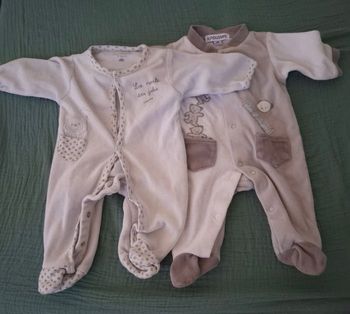 Lot 2 pyjama 1 mois