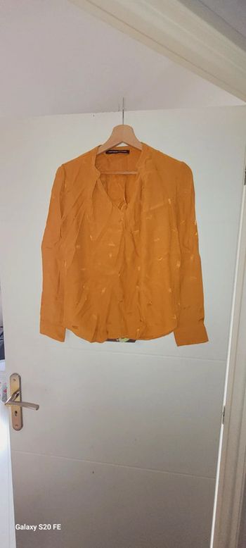 Superbe blouse couleur moutardes Comptoir des Cotonniers taille 36 53% cupro 47% viscose