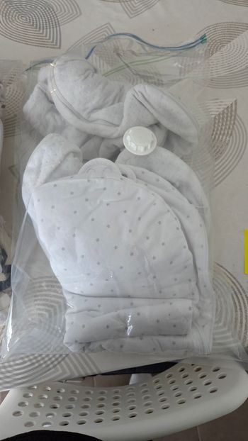 Vend lot de 3 gigoteuse 0-3 mois