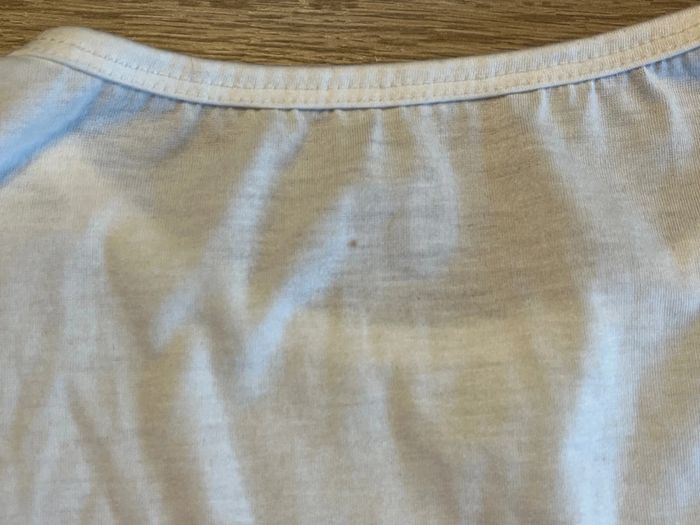 Haut Disney, tee shirt, maillot, débardeur, femme taille XS - photo numéro 6