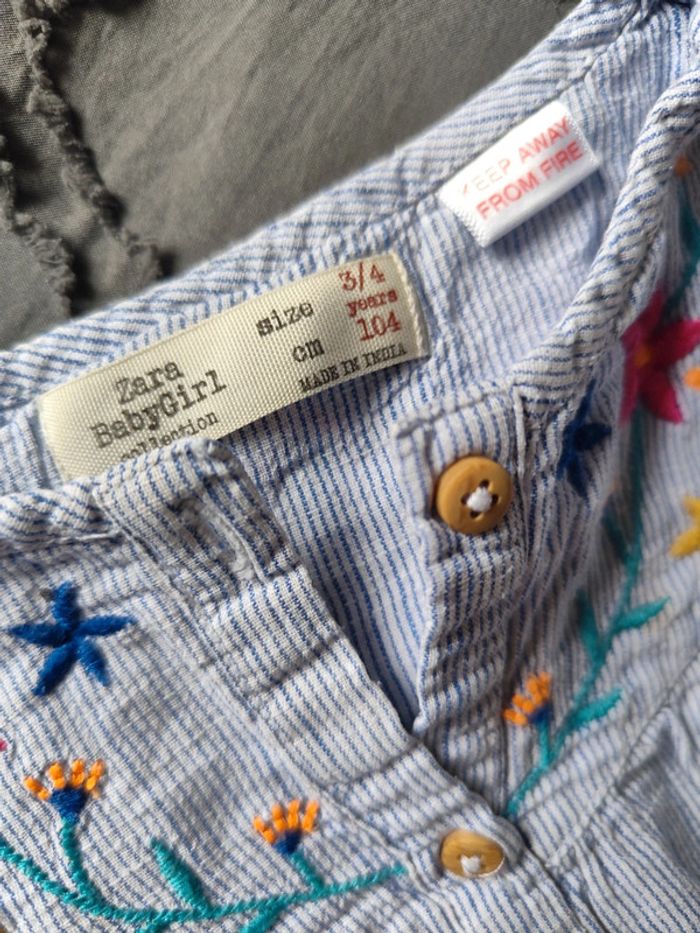Blouse / chemise Zara a fleurs et rayures - photo numéro 2