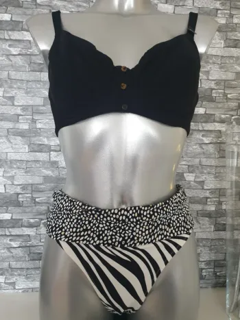 Maillot de bain noir depareillé T46/95D