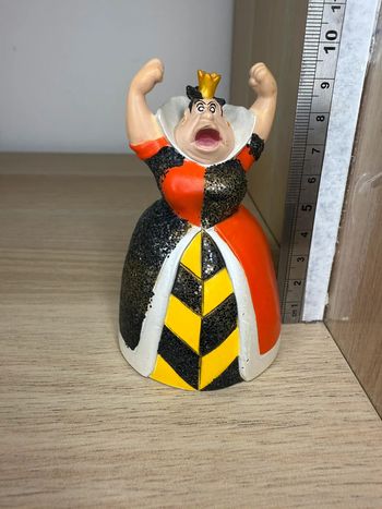 Figurine la reine de cœur Alice au pays des merveilles