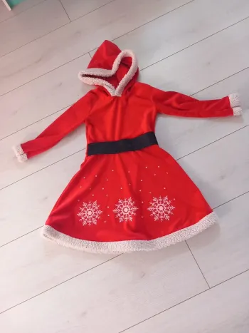 Robe déguisement mère Noël 5/6 ans