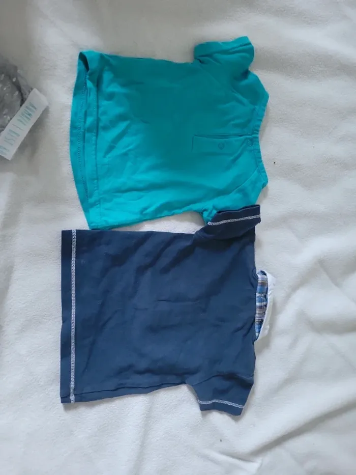 Lot vêtements 1mois - photo numéro 3