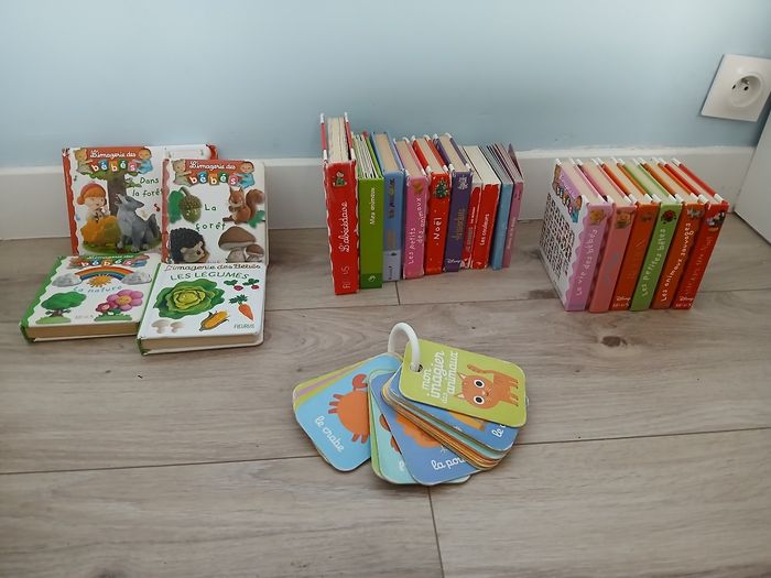 Lotb de 16 livre bébé avec état différents