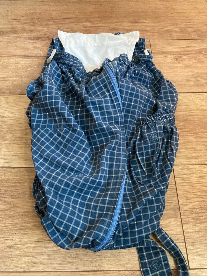 Porte bébé en tissu totalement lavable