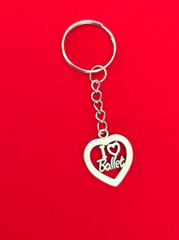 Porte clé argenté coeur love ballet danse