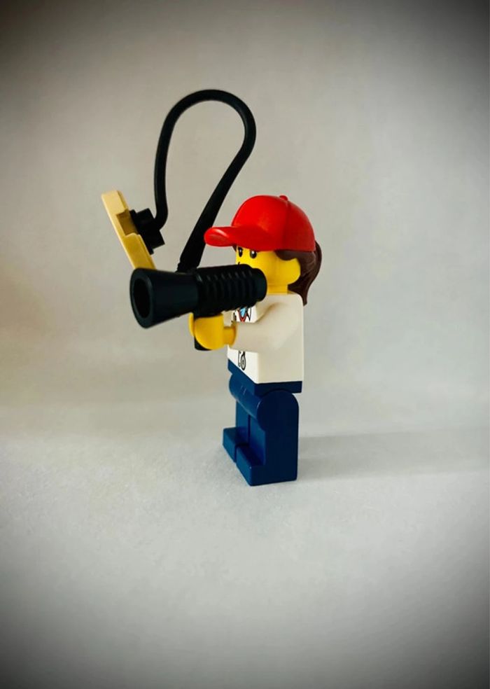 Minifigurine LEGO City - Cty1418 - La Coach Personnel 2019 - Très bon état - photo numéro 2