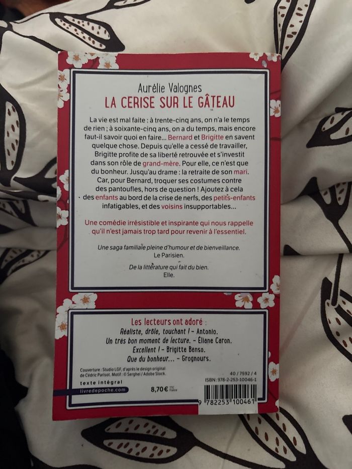 Livre la cerise sur le gâteau - photo numéro 2