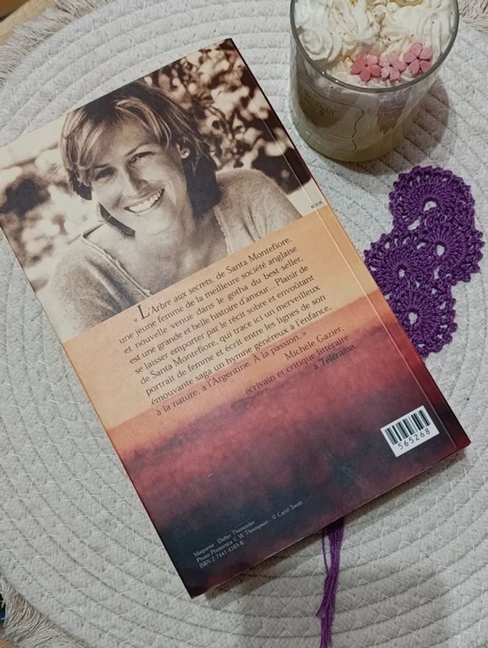 L'arbre aux secrets de Santa Montefiore - photo numéro 2