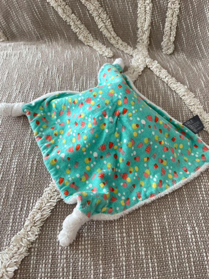 Peluche doudou plat 25cm Orchestra chat ours blanc et bleu à col très bon état - photo numéro 3