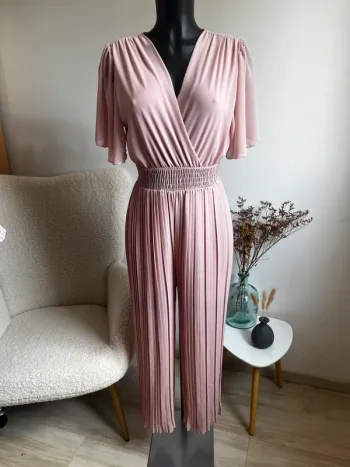 Combinaison rose poudré soldée