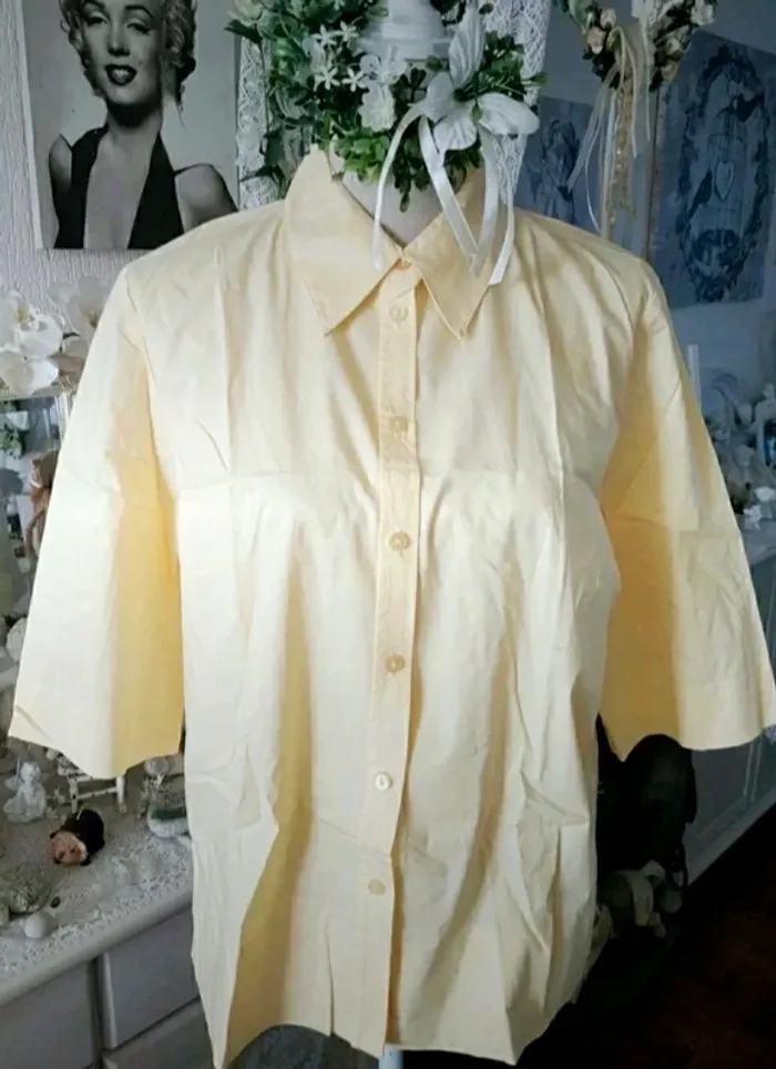 Chemise jaune pastel et son foulard assorti M & S Mode Taille 42 Neuf - photo numéro 4
