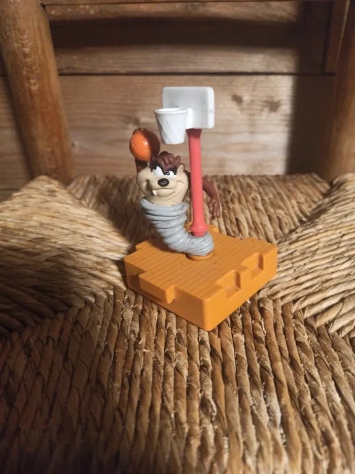Figurine Taz Looney Tunes 1996 Mc Donald's - photo numéro 2