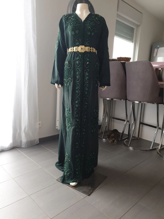 Caftan vert emeraude avec ceinture - photo numéro 3