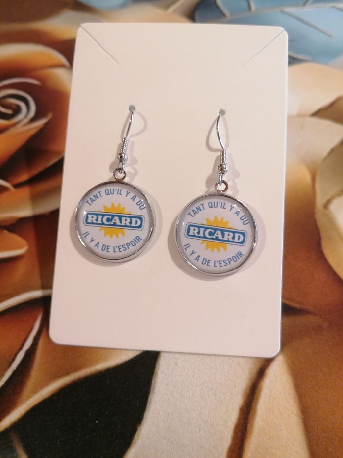 Boucle d'oreille ricard - photo numéro 2