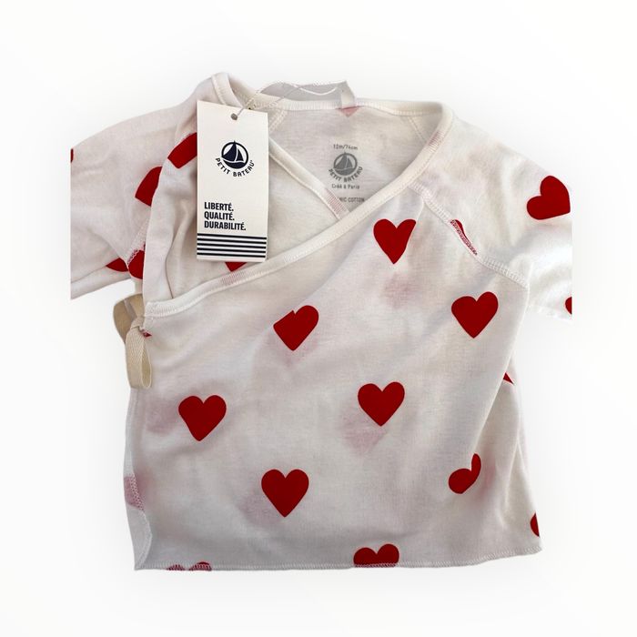 Ensemble 3 pièces Petit Bateau coeurs 12 mois NAE (45€) - photo numéro 2