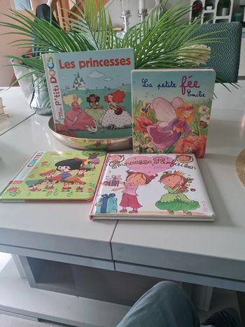 Lot livre enfant en très bon etat