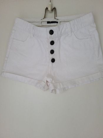 Short Jennyfer taille 32