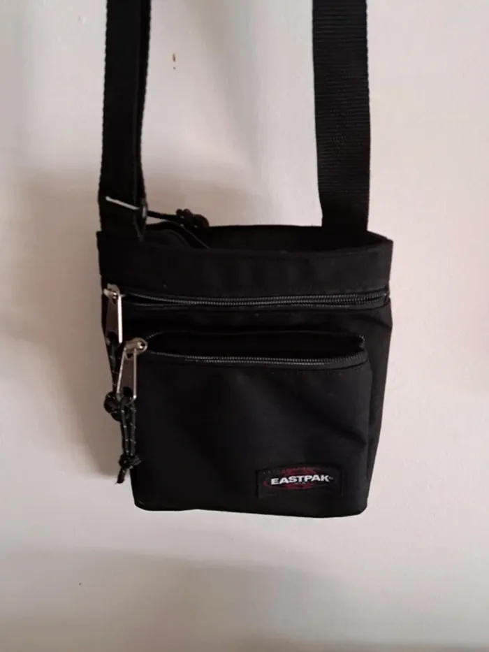 Sac à bandoulière Eastpak noir mixte - photo numéro 2