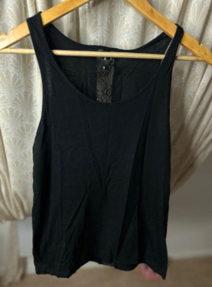 Débardeur dos dentelle