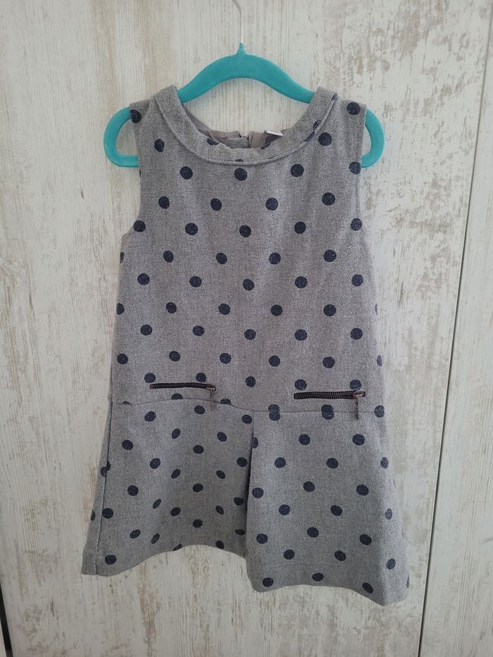 Lot robe marque okaidi 6 ans - photo numéro 10