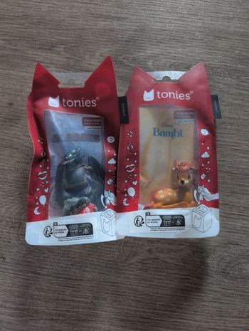 Lot tonies 