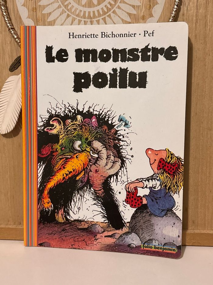 Le monstre poilu
