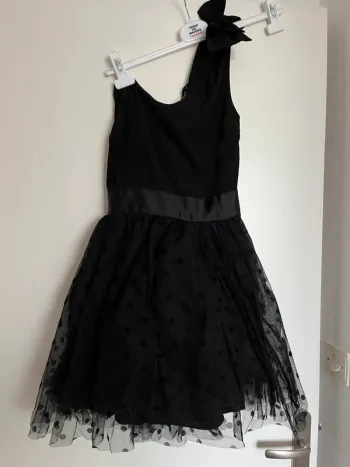 Robe noir à pois velour