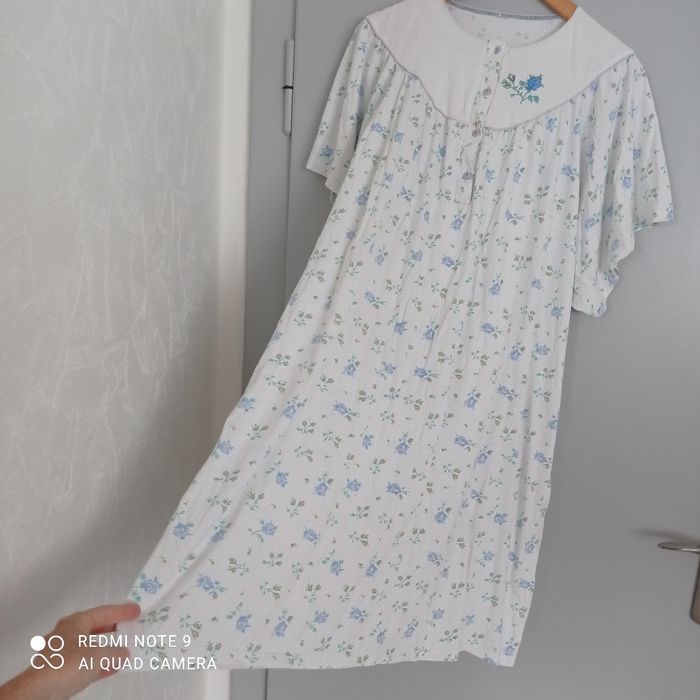 Chemise de nuit à fleurs bleues t48/50 - photo numéro 5