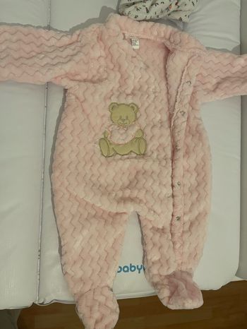 Pyjama très épais 3 mois neuf