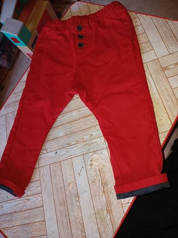 Pantalon  tape à l'œil  24mois épais se resserre