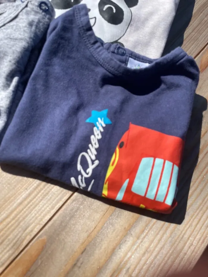 Lot t-shirt manche longue - 12 mois Divers marque - photo numéro 2