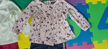 Lot de 2 hauts + 1 bas 18m