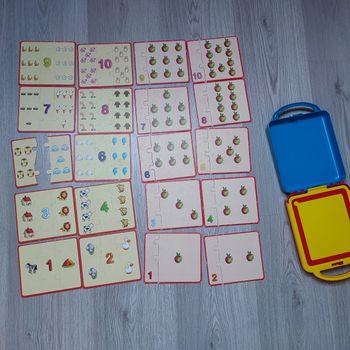 Jeux j'apprends à compter manque une piece et une piece abîmée dans boîte
