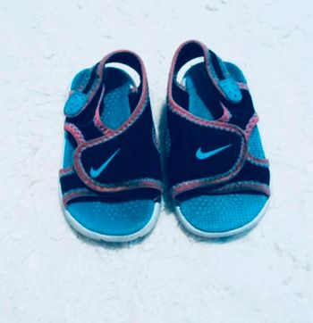 Sandale Nike pointure 19