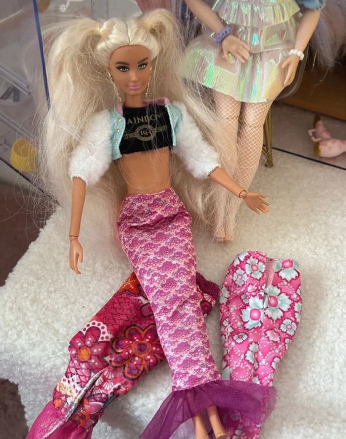 Vêtements poupée Barbie / robes - photo numéro 7