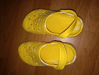 Crocs enfants 27
