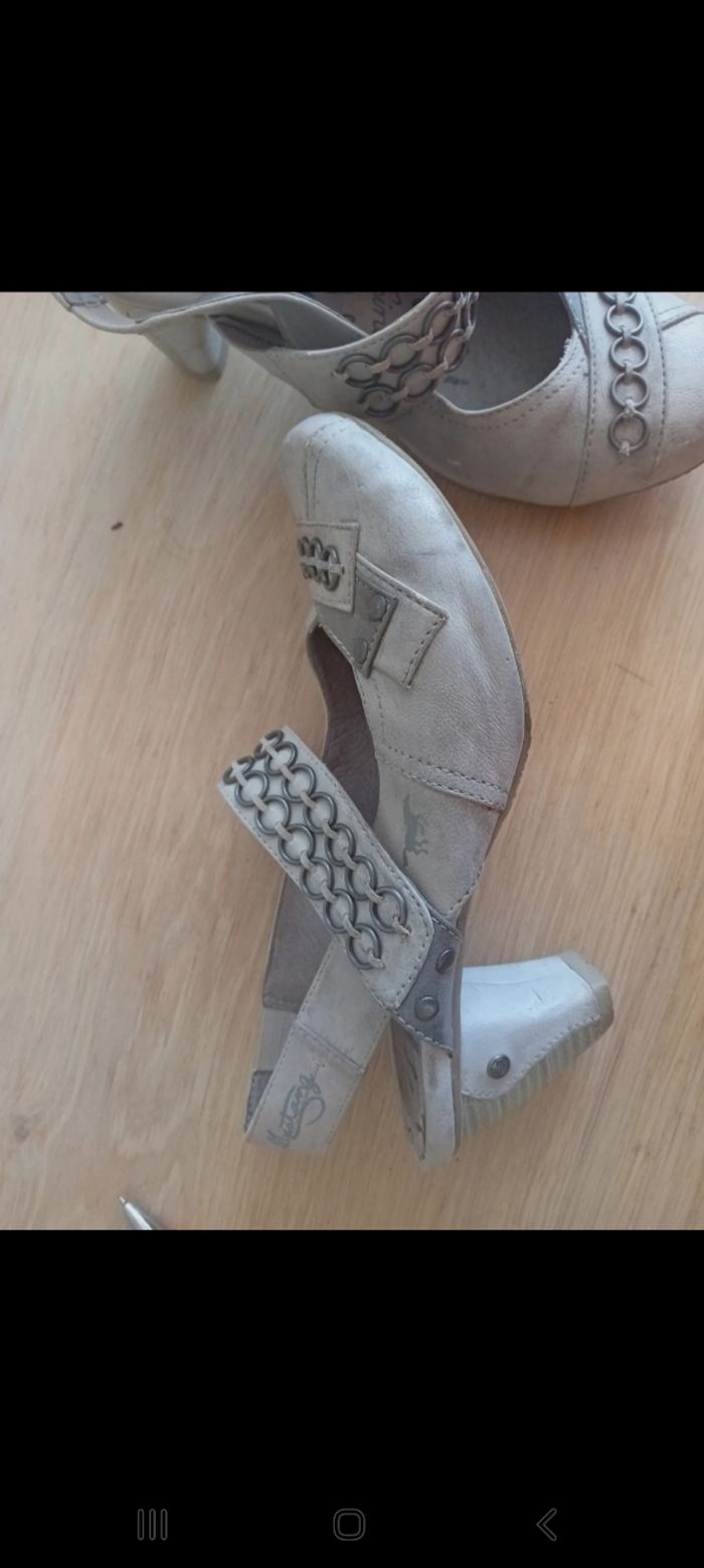 Chaussures à talons - photo numéro 2