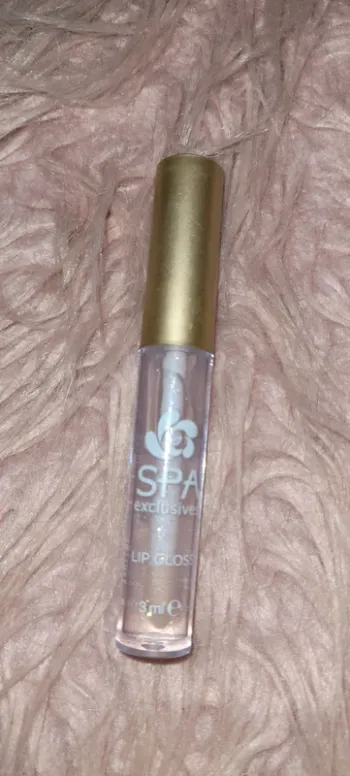 Lip gloss spa exclusives