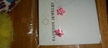 Boucle d'oreille fantaisie