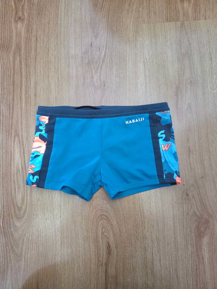 Maillot de bain boxer Nabaiji 7/8 ans - bon état