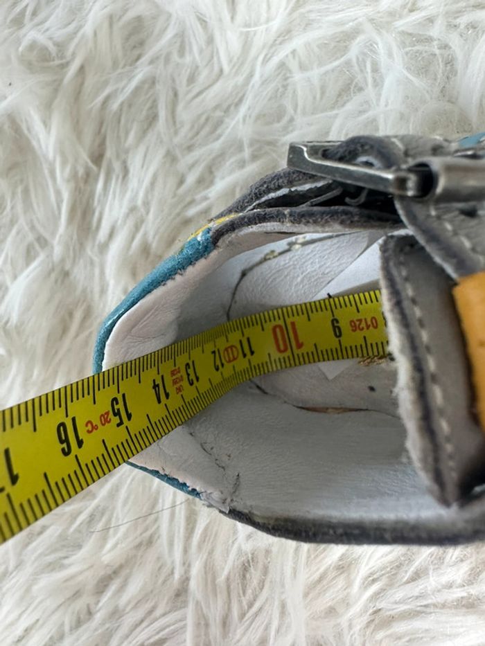 Paire de sandales Babybotte taille 18 - photo numéro 6