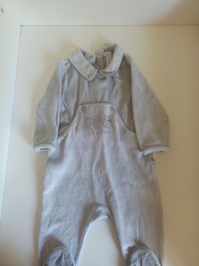 Pyjama velours 6 mois - photo numéro 4