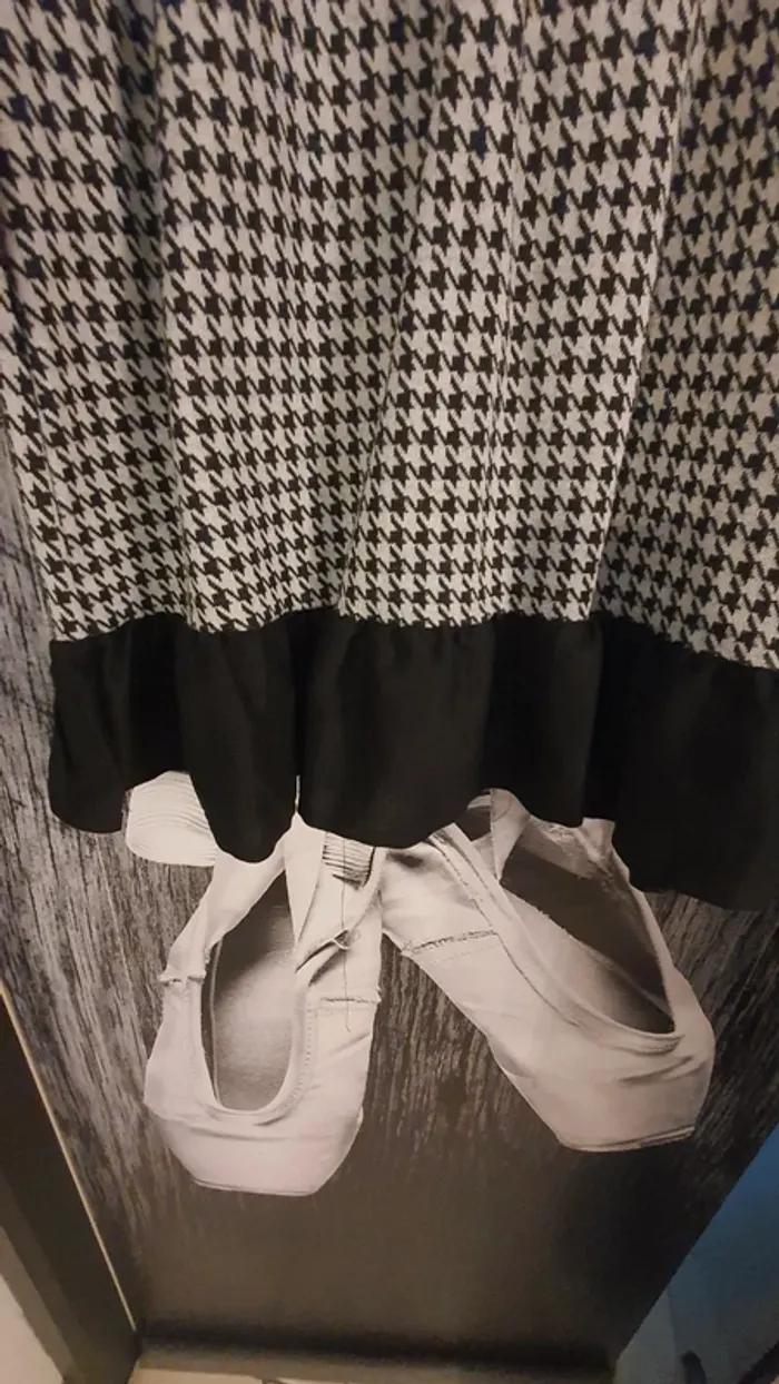 Robe pied de poule - photo numéro 3