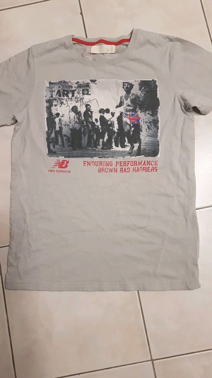 Tee shirt gris new balance tS