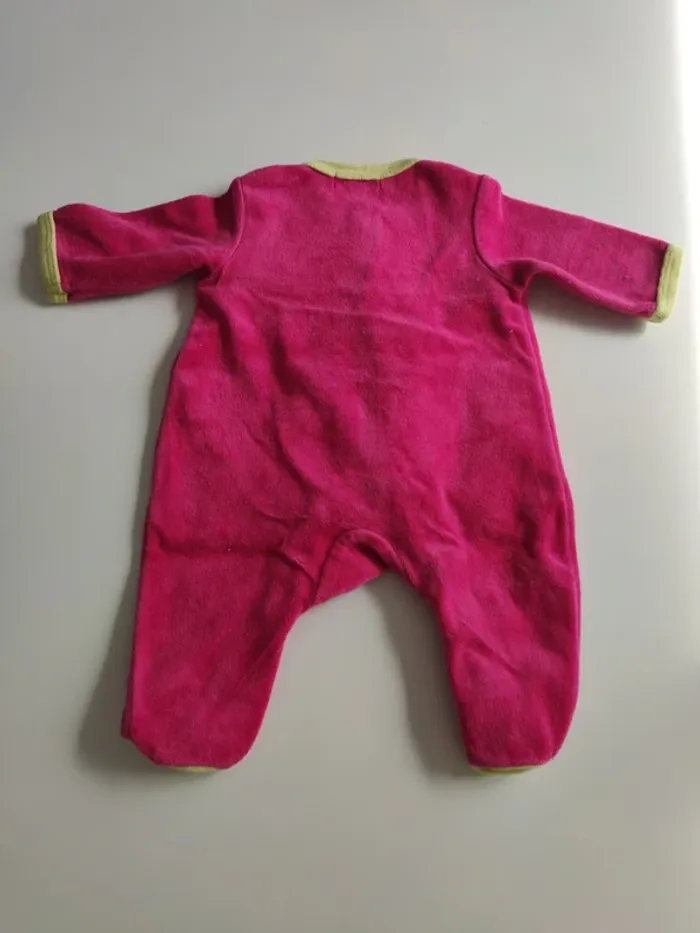 Pyjama 1 mois - photo numéro 2