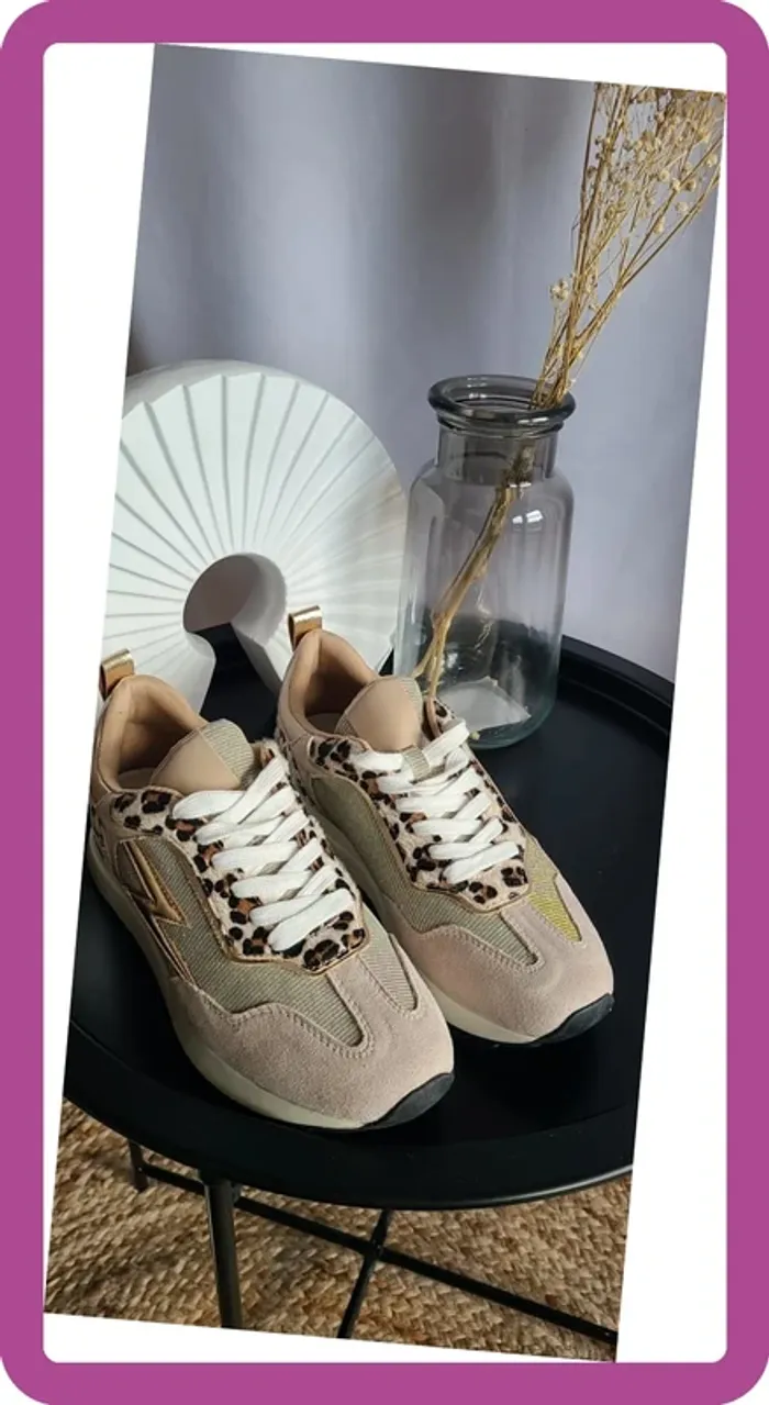 Basket à imprimé léopard beige, taille 38, neuves - photo numéro 2